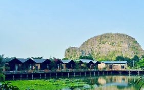 Cham Trang An Retreat